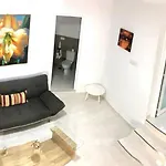 アパート Wonderful And Young Triplex Playa Americas *