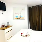Wonderful And Young Triplex Playa Americas アパート *