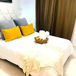 Wonderful And Young Triplex Playa Americas アパート *